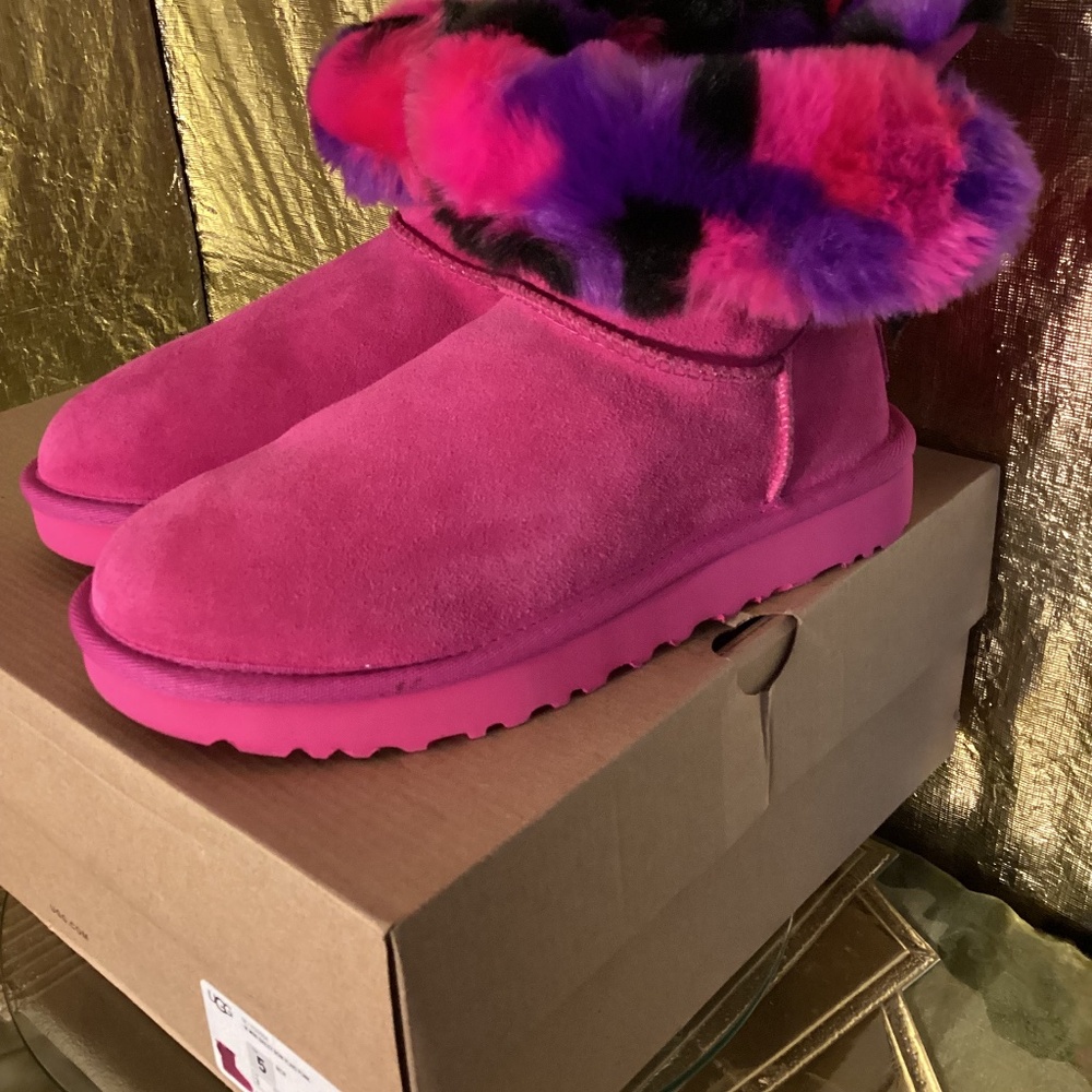 UGG Mini Bailey bow plaid punk boots